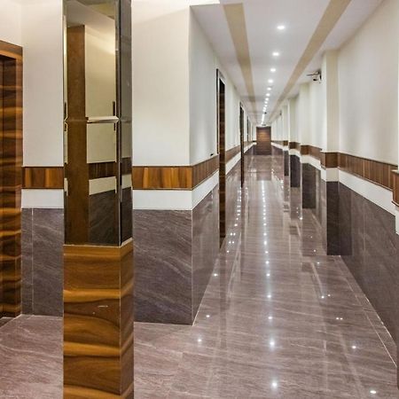 Hotel Hometown Near Us Embassy Bkc مومباي المظهر الخارجي الصورة